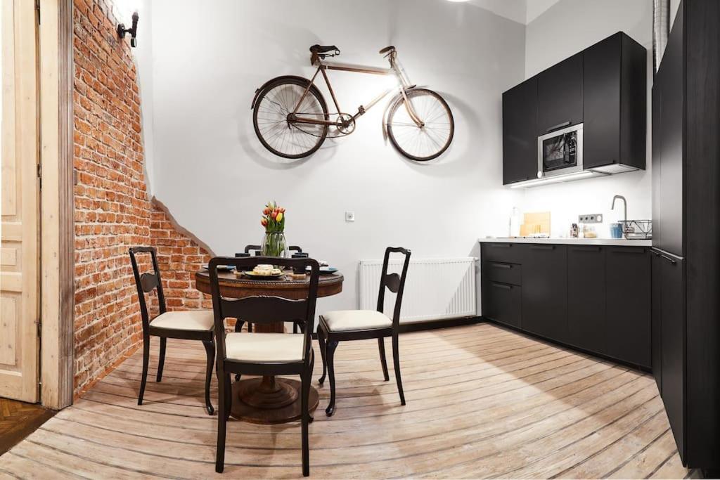 Househost Apartment: Jozefa Dietla 73/7 Krakow Luaran gambar