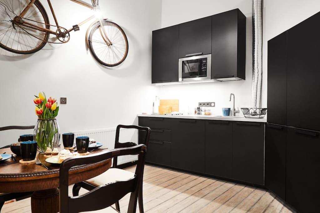 Househost Apartment: Jozefa Dietla 73/7 Krakow Luaran gambar